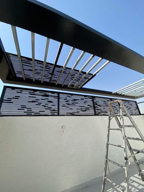 مظلات جلسات بواسطة مظلات وسواتر المحترف المتميز