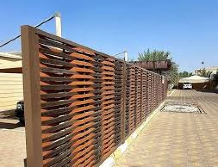 تركيب سواتر بلاستيكية في الرياض